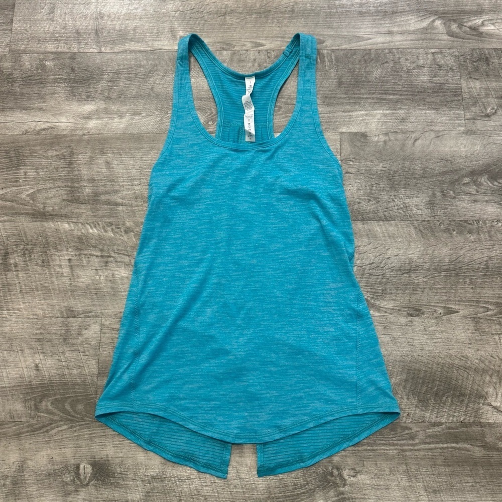 Lululemon Salute The Sun Tank Heathered Peacock Blue Racerback Keyhole Sz. 2
